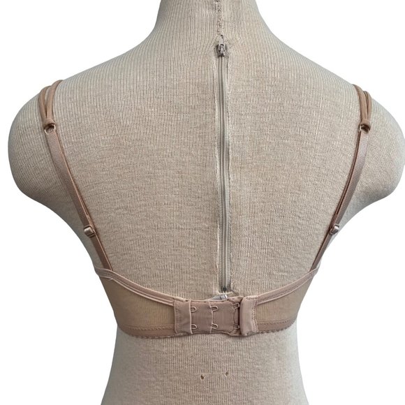 Wacoal 32D Sheer Basic Underwire Contour Padded Bra 85307 - Picture 6 of 9